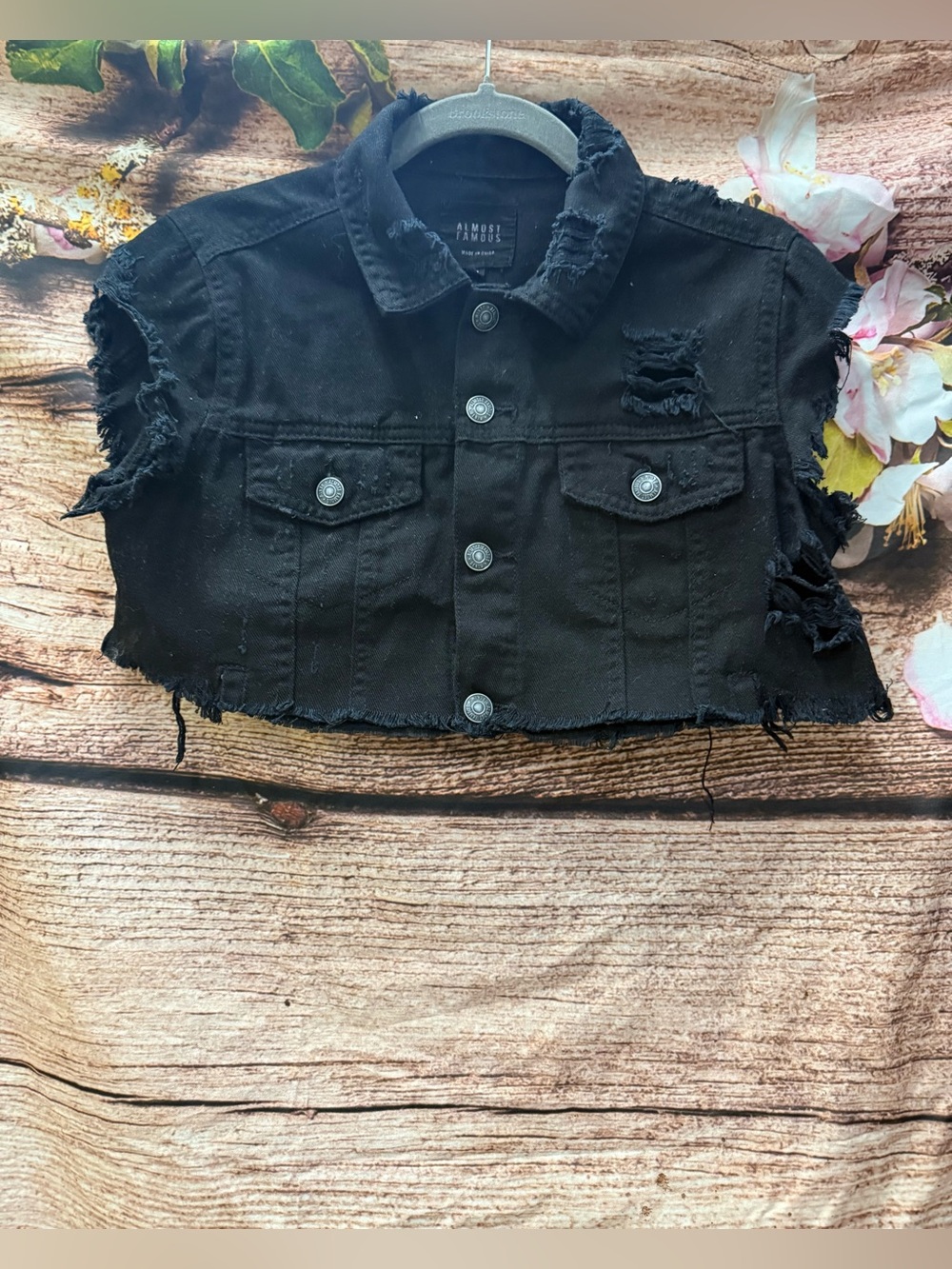 Almost Famous Cropped Denim Jacket